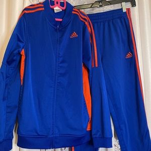Adidas Jogging suit